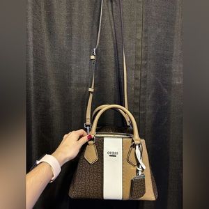 Unused Guess hand bag/purse.